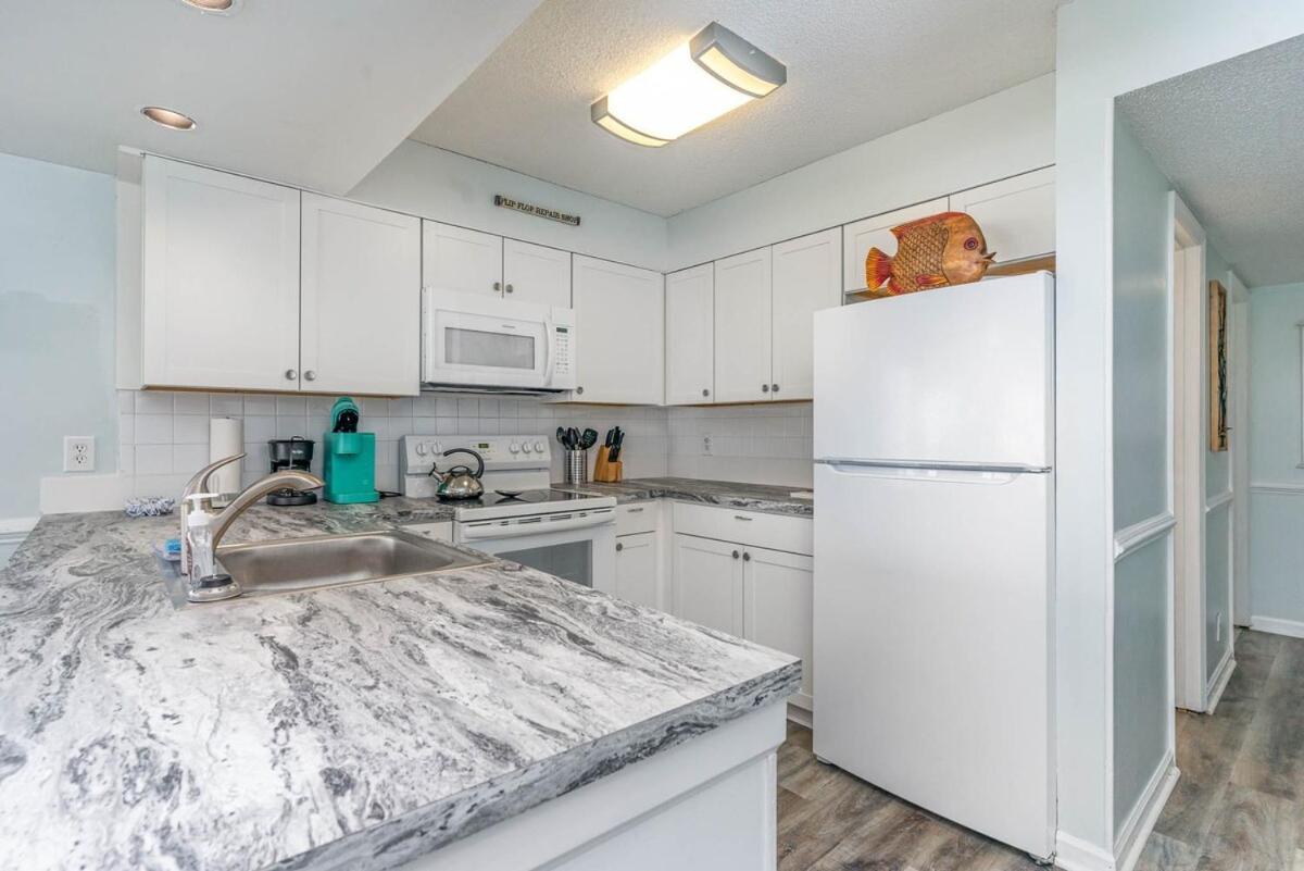 Apartamento Lazy Days Beach Getaway Myrtle Beach Exterior foto